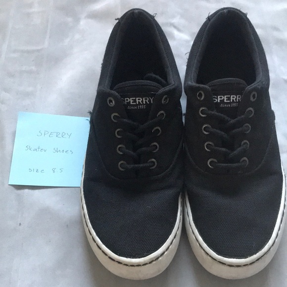 sperry skate shoes